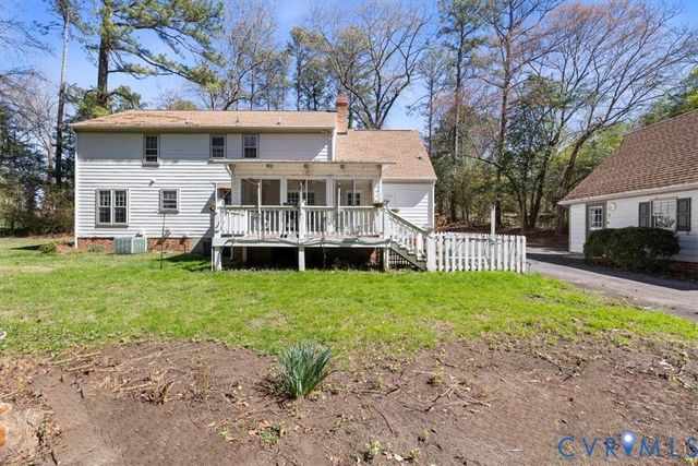 11716 Ivywood Rd, Chester, VA 23831