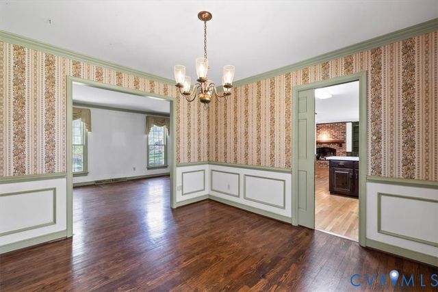 11716 Ivywood Rd, Chester, VA 23831