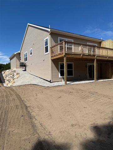 1933 Pine Ridge Drive, Manistee, MI 49660