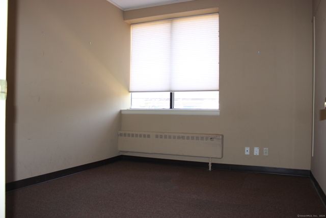 2340 Whitney Avenue 2nd Floor A, Hamden, CT 06518