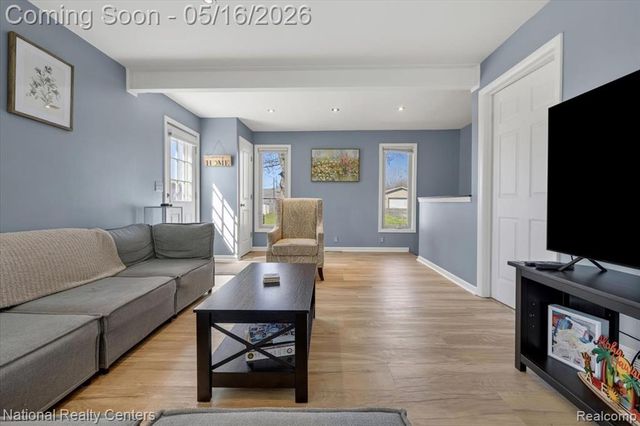 5067 Walsh Drive, Brighton, MI 48114