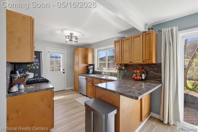 5067 Walsh Drive, Brighton, MI 48114