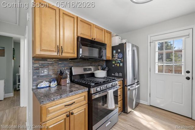 5067 Walsh Drive, Brighton, MI 48114