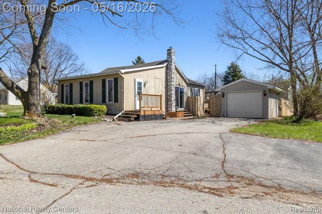 5067 Walsh Drive, Brighton, MI 48114