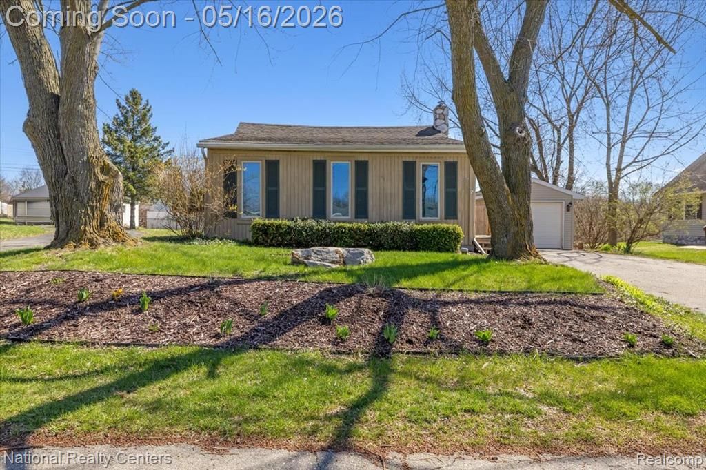 5067 Walsh Drive, Brighton, MI 48114