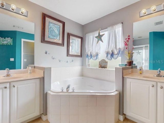 8519 LA ISLA DRIVE, Kissimmee, FL 34747