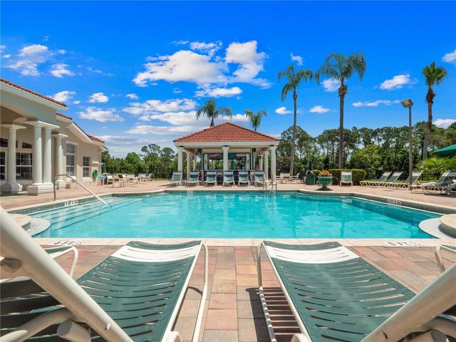 8519 LA ISLA DRIVE, Kissimmee, FL 34747