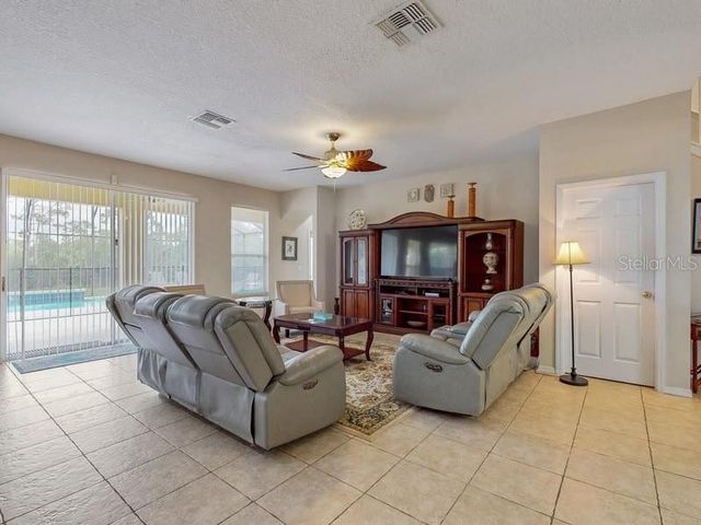 8519 LA ISLA DRIVE, Kissimmee, FL 34747