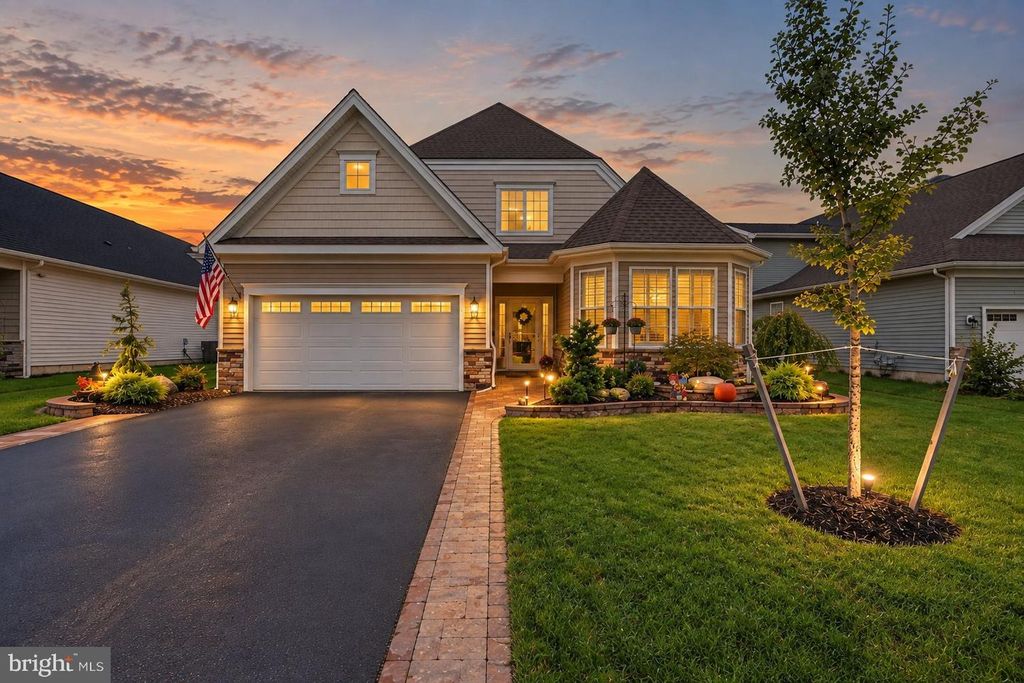71 CHURCHILL BLVD, NEW EGYPT, NJ 08533 — exterior