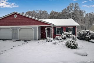 4 The Common, Lockport City, NY 14094