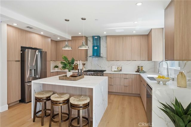 6670 Platt, West Hills, CA 91307