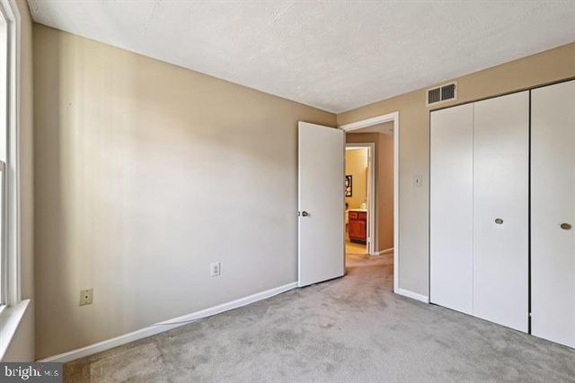 5555 FIRST STATESMAN LN, Alexandria, VA 22312