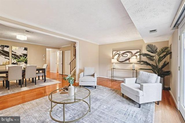 5555 FIRST STATESMAN LN, Alexandria, VA 22312