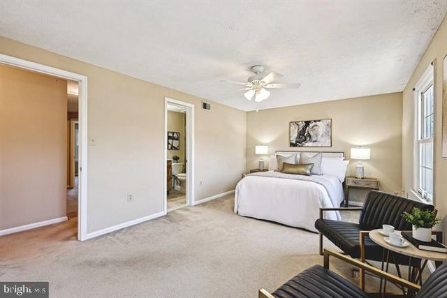 5555 FIRST STATESMAN LN, Alexandria, VA 22312