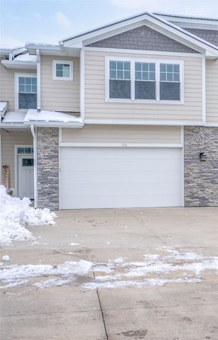 1516 NE Mocking Bird Lane, Grimes, IA 50111