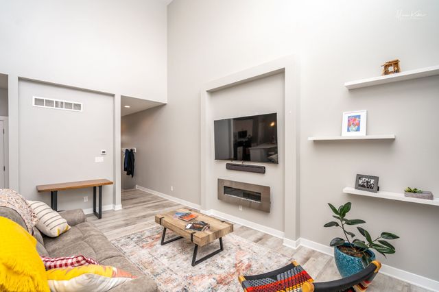 1516 NE Mocking Bird Lane, Grimes, IA 50111