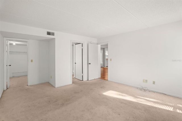 1200 TARPON WOODS BOULEVARD L4, Palm Harbor, FL 34685