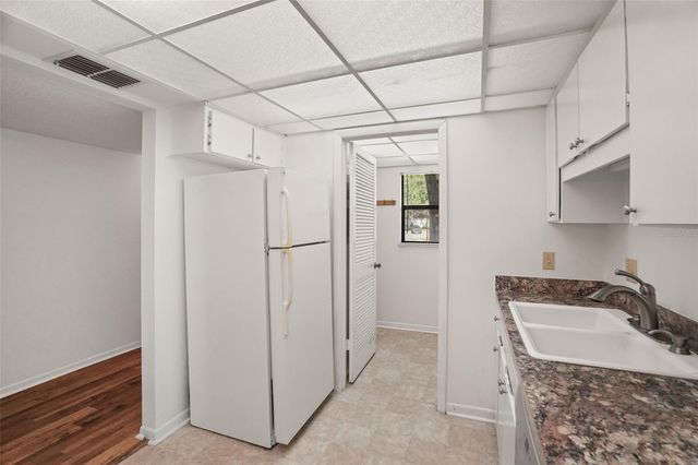 1200 TARPON WOODS BOULEVARD L4, Palm Harbor, FL 34685