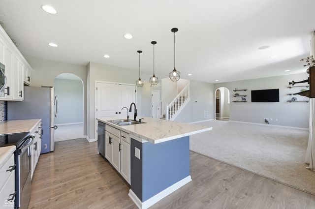 882 Oaklawn Drive, Westfield, IN 46074