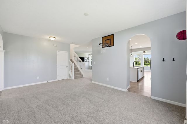 882 Oaklawn Drive, Westfield, IN 46074