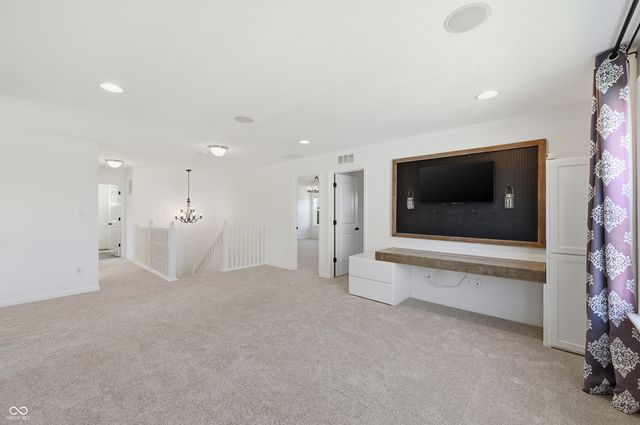 882 Oaklawn Drive, Westfield, IN 46074
