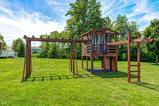 882 Oaklawn Drive, Westfield, IN 46074