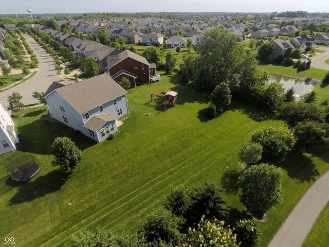 882 Oaklawn Drive, Westfield, IN 46074