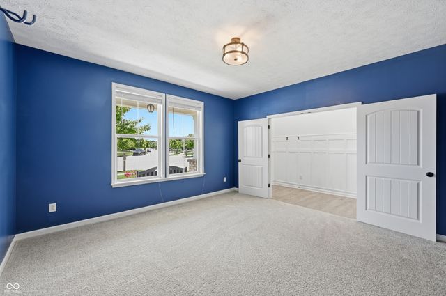 882 Oaklawn Drive, Westfield, IN 46074