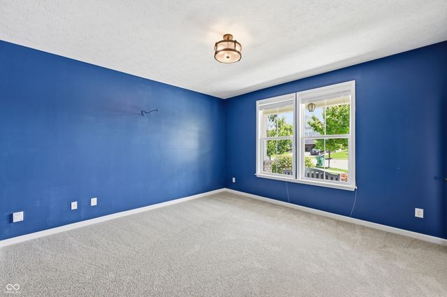 882 Oaklawn Drive, Westfield, IN 46074