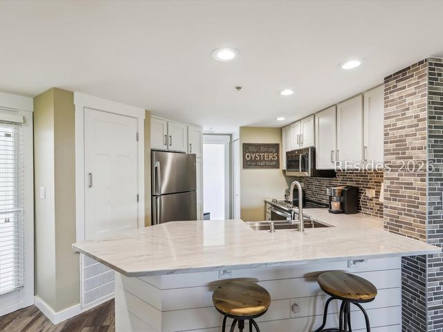 75 Ocean Ln Apt 502, Hilton Head Island, SC 29928