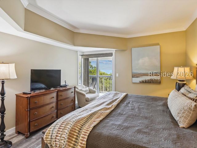 75 Ocean Ln Apt 502, Hilton Head Island, SC 29928