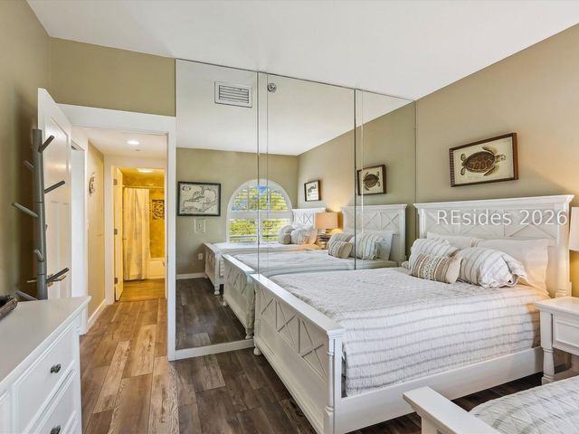 75 Ocean Ln Apt 502, Hilton Head Island, SC 29928