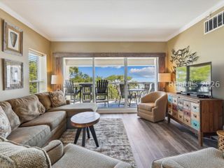 75 Ocean Ln Apt 502, Hilton Head Island, SC 29928