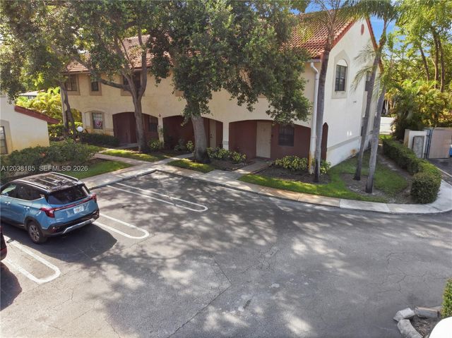 2882 Coral Springs Dr 2882, Coral Springs, FL 33065