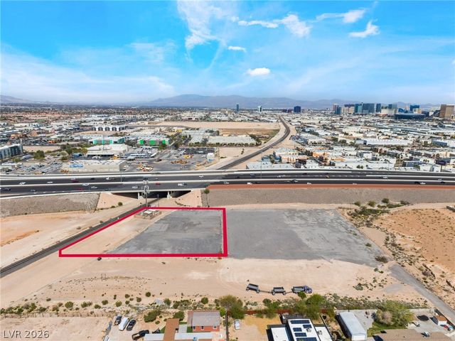 6721 Rogers Street, Las Vegas, NV 89118