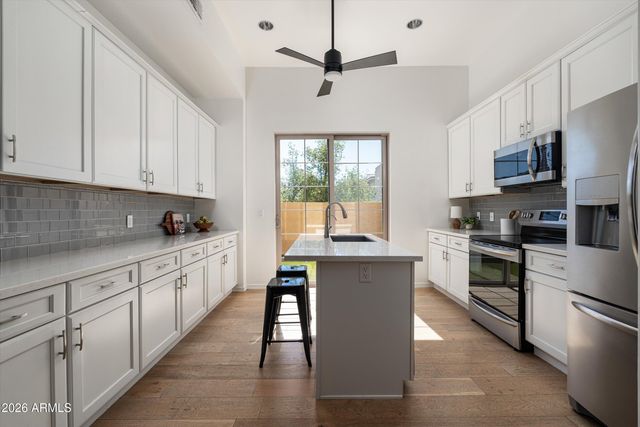 421 W 6TH Street 1013, Tempe, AZ 85281