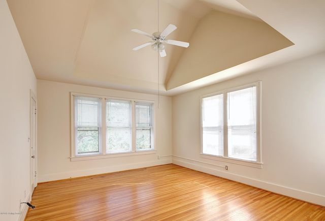 2120 Douglass Blvd, Louisville, KY 40205