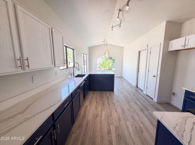 3428 W VIA DEL SOL Drive, Phoenix, AZ 85027