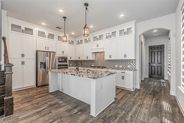 18140 Lakefront Court, Forney, TX 75126