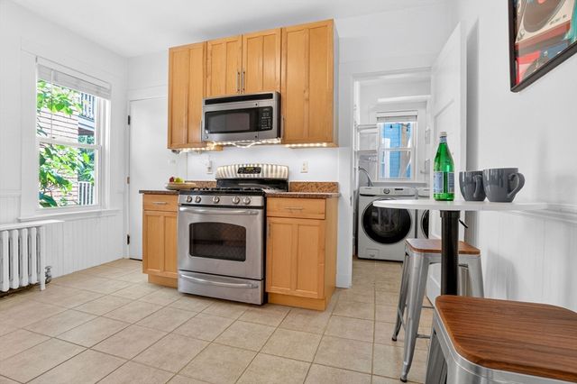 83 Glen Rd 2, Boston, MA 02130