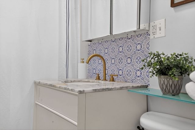 83 Glen Rd 2, Boston, MA 02130