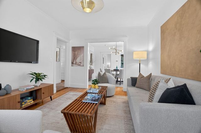 83 Glen Rd 2, Boston, MA 02130