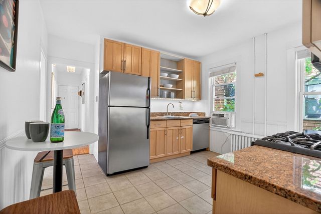 83 Glen Rd 2, Boston, MA 02130