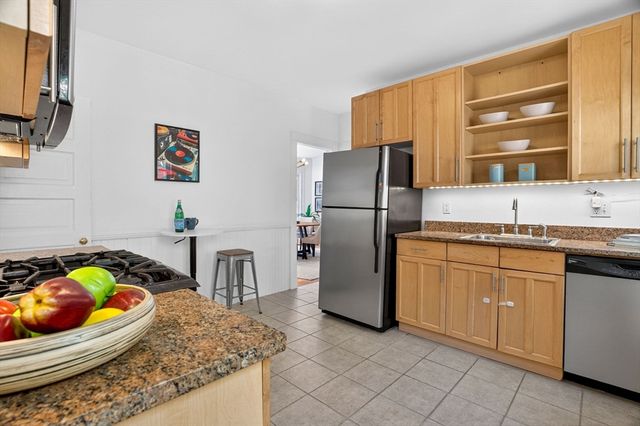 83 Glen Rd 2, Boston, MA 02130