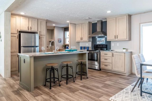 823 Hammont Street, Owosso, MI 48867