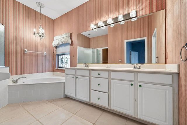 5121 FLAGSTONE DRIVE, Sarasota, FL 34238