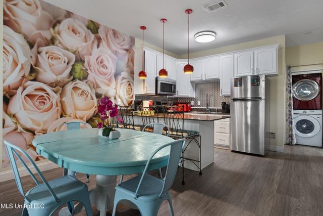 1180 Century Oaks Drive, A, Gulfport, MS 39507