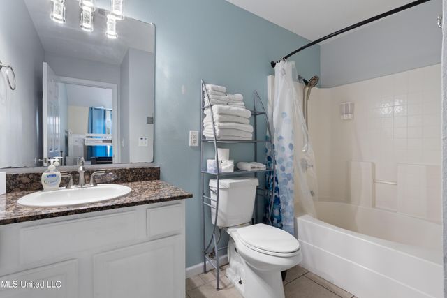 1180 Century Oaks Drive, A, Gulfport, MS 39507