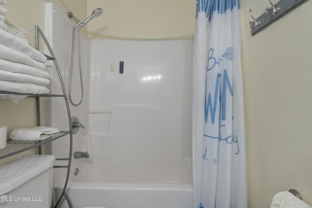 1180 Century Oaks Drive, A, Gulfport, MS 39507