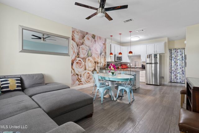 1180 Century Oaks Drive, A, Gulfport, MS 39507